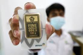 Emas kembali berkilauharga emas pada hari ini senin (31/05) kembali menguat 0.19% di usd 1908 /oz. Kilau Si Kuning Meredup Lagi Simak Harga Emas Hari Ini