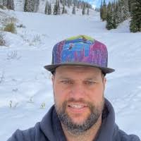 100+ perfiles de «Garrod»