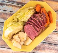 Sat down to eat an absolute wonderful meal at 6:15. Instant Pot Corned Beef And Cabbage Stuff Matty Cooks