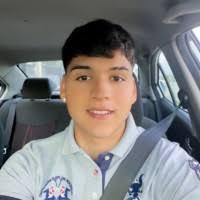 20+ perfiles de «Renato Calderon»