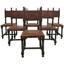 Set Of Six Antique Spanish Colonial Stamped Leather Dining Chairs 1stdibs Com Hacienda Furniture Spanish Furniture Outdoor Dining Furniture