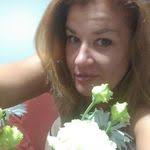 Lori Oberman's Instagram, Twitter & Facebook