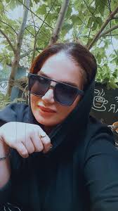 sara.heydari (@moalem.dovom.heydari) • Threads, Say more