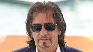 Al Pacino di Usia 83 Tahun Tengah Menunggu Kelahiran Anaknya dari Noor  Alfallah