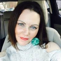 Michelle Claxton's Instagram, Twitter & Facebook