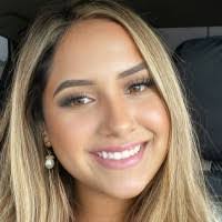 Claudia Stowe's Instagram, Twitter & Facebook