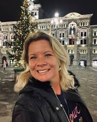 Charles Pearce samo za 24sata otkriva svoj ljubavni status