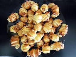 Croissants Party Tupperware La Recette Facile Par Toques 2 Cuisine Recette Recette Facile Tupperware Recette Croissant