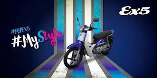 Beat fi biru putih ini merupakan motor honda yang banyak dibeli atau dipakai oleh masyarakat karena bentuknya yang bagus dan juga performa dari motor beat fi ini sendiri yang sangat baik. Kembaran Honda Karisma Punya Versi Baru Klasik Tapi Mesin Modern Otosia Com