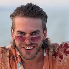 Ben Erickson (@benlikesyourstyle) • Instagram photos and videos