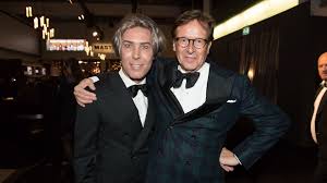 Daar gegeten een bord vol met allerlei soorten vlees en aardappelen. Dit Is De Bijzondere Afspraak In De Relatie Van Frank En Rogier