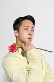 August 1, 2014 single happiness be natural release date: Ravi S Lyrics For Red Velvet Spark A Controversy The Singer Personally Apologized To Red Velvet Members Mymusictaste