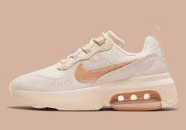 Rette essen für 40 € und bekomme kostenlosen versand. Nike Air Max Verona Coffee Dd5327 110 Release Sneakernews Com