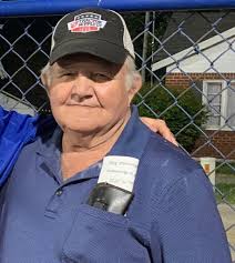 Kenneth Bilbrey's Instagram, Twitter & Facebook