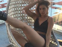 PHOTO. Chaleur ! Barbara (Les Anges 10) seins nus sur Instagram - ...