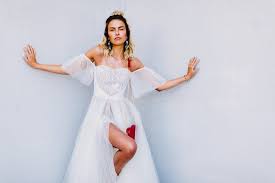 Styled shootings mit brautkleider & brautmode von mona berg. Brautmoden Editorial Auf Mallorca