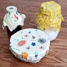 Because it's time to ditch the paper towels and plastic wrap, here are 20 products to up your sustainability game. 15 Environmentally Friendly Kitchen Products For Zero Waste Living Canadian Budget Binder