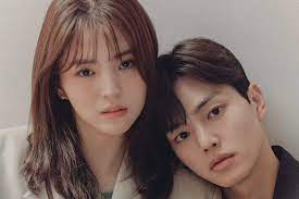 Kim debuted as a soloist on november 8, 2017, with the ep the fillette. Song Kang And Han So Hee Lean On Each Other In Romantic Poster For Nevertheless Soompi