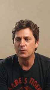 Rob Thomas