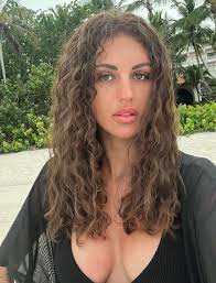 Fotogalerie: Influencerka Carrie Kirsten promluvila o financích