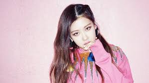 Blackpink is a south korean girlgroup from yg entertaiment. Setelah Jennie Blackpink Rose Juga Akan Debut Solo Tabloidbintang Com