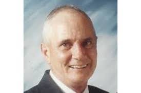 Douglas Gridley's Instagram, Twitter & Facebook