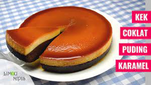 Keluarkan dari acuan dan hidang bersama kuah santan dan sirap gula melaka. Kek Coklat Puding Karamel Youtube