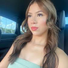 Stacey Rocha (@stacey_1213)