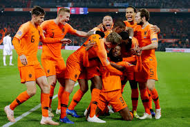 Последние твиты от charlotte de roon (@cderoon). Ajax Koeman And Learning To Love Memphis How The Netherlands Got Back On Track Bleacher Report Latest News Videos And Highlights