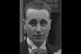 About : Louis Elliman