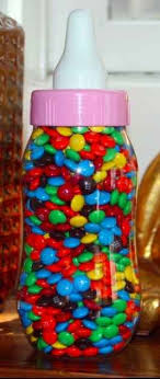Sea lo que sea que necesites, mira los 50 fantásticos ejemplos debajo que cuentan con consejos de diseño que te inspirarán para tu siguiente proyecto de diseño de volante. Count The Candies Baby Shower Games Baby Shower Fun Baby Shower Games