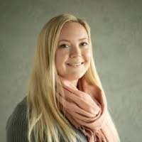 Lizzie Shepherd's Instagram, Twitter & Facebook