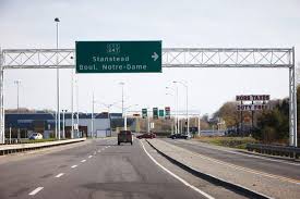 Results for the country of canada are set to show towns with a minimum population of 5 people, you can decrease or increase. Stanstead A Town On The Border Canadian Geographic