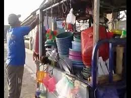Misalnya saja, bagi keluarga yang baru pindah rumah dan memerlukan furniture seperti: 38 Keuntungan Usaha Perabot Rumah Tangga Pics Sipeti