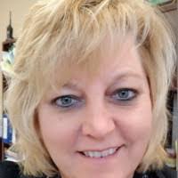 Kari Prescott's Instagram, Twitter & Facebook