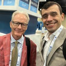 Dr. Eliakim Massuqueto