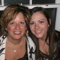 Lori Claire's Instagram, Twitter & Facebook