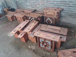 Jika belum, maka akan saya jelaskan secara singkat. Bikin Cetakan Paving Dari Kayu Computinggreat