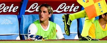Recently on october 14, he posted a photo of his girlfriend, sara scaperrotta and confirmed his relationship status. Footballitalia On Twitter The Storm Around Roma Starlet Nicolo Zaniolo Isn T Calming Down As His Mother Admits She Disapproves Of His New Older Girlfriend After He Split Up With His Pregnant Ex