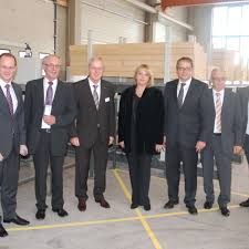 Finger haus gmbh belongs to the biggest german enterprises in germany (deutschland). Fingerhaus Investiert 5 6 Millionen Frankenberg