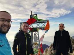 Последние твиты от don graziano nirmal (@dongrazianojk). Preghiera Per I Defunti Emozione All Alba In Vetta Alla Grignetta Lecco News Notizie Dell Ultima Ora Di Lecco Lago Di Como Resegone Valsassina Brianza Eventi Traffico