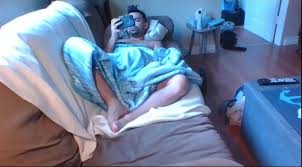 Sleep streamer fucks toy - ThisVid.com auf Deutsch