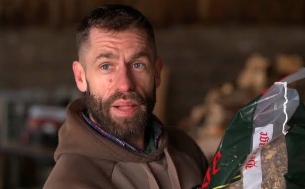 Kelvin Fletcher shares 'bittersweet' farm news after heartbreaking goodbye  - The Mirror