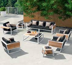 Accoudoirs en teck et coussin imperméabilisé garnis de mousse polyester pour votre plu. Salon De Jardin Haut De Gamme 7 Places Lounge York Blanc Salon De Jardin