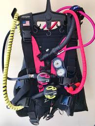 Our design philosophy moves freely between pencil sketches and advanced cad technology to achieve a superior product. How To Mark Scuba Gear 7 Ways To Customise Your Dive Equipment Scuba Diving Website For Women
