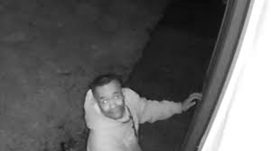 Immer einen frischen und schnellen rechner. Man Seen Lurking Outside Window In Wilmington Delaware Turns Self In 6abc Philadelphia