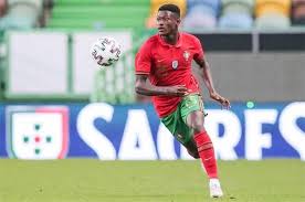 We did not find results for: Manchester City Makes A New Offer For Nuno Mendes