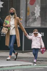 Check spelling or type a new query. Freedomroo Nicky Hilton Wraps Up With Daughter Lily James As They Both Brave The Cold In Nyc Australiannewsreview