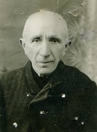 Familia Guzmán. Trabajo permanente