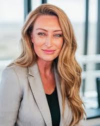 Latisha Banks's Instagram, Twitter & Facebook